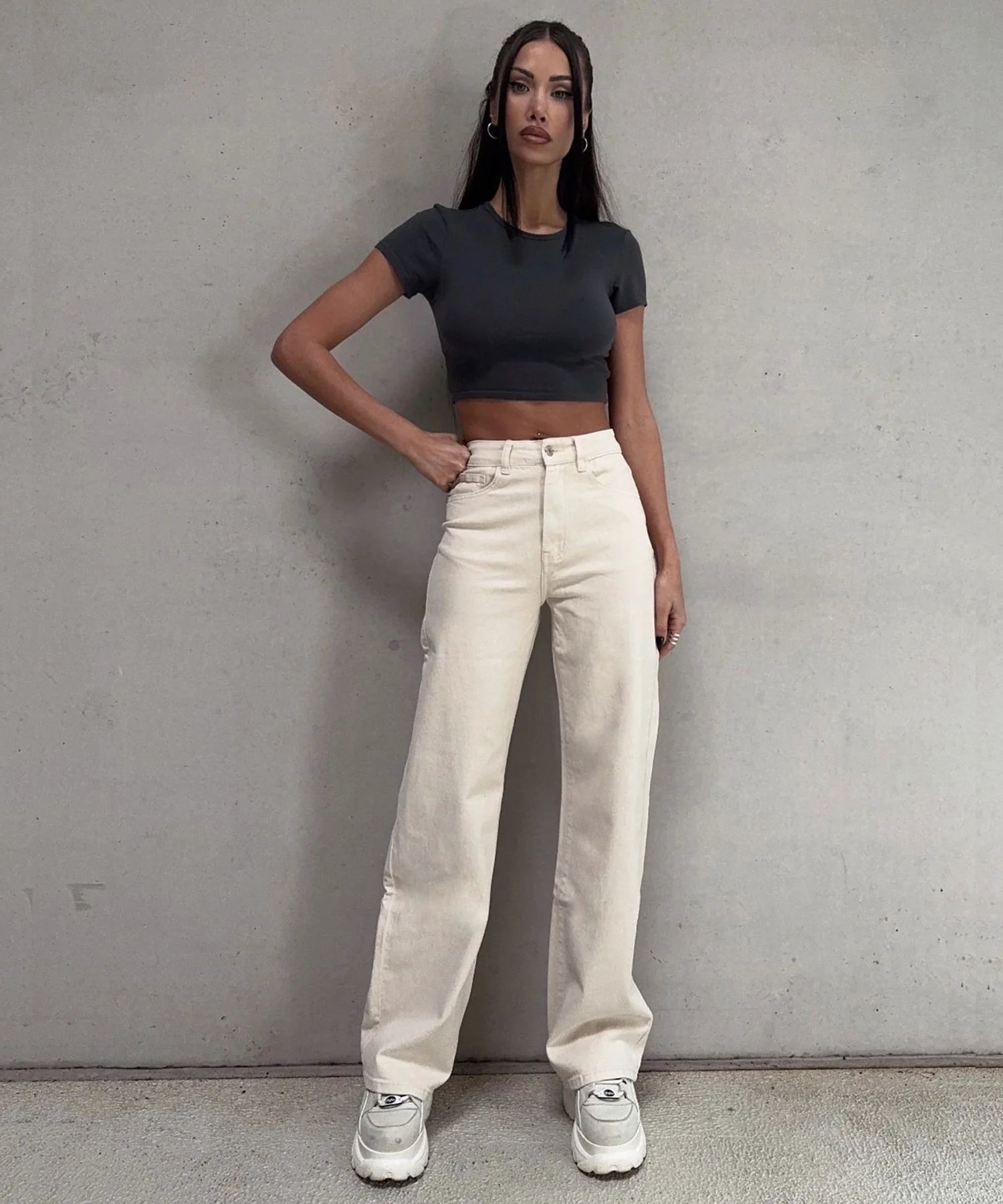 Jeans elasticizzati a gamba larga beige