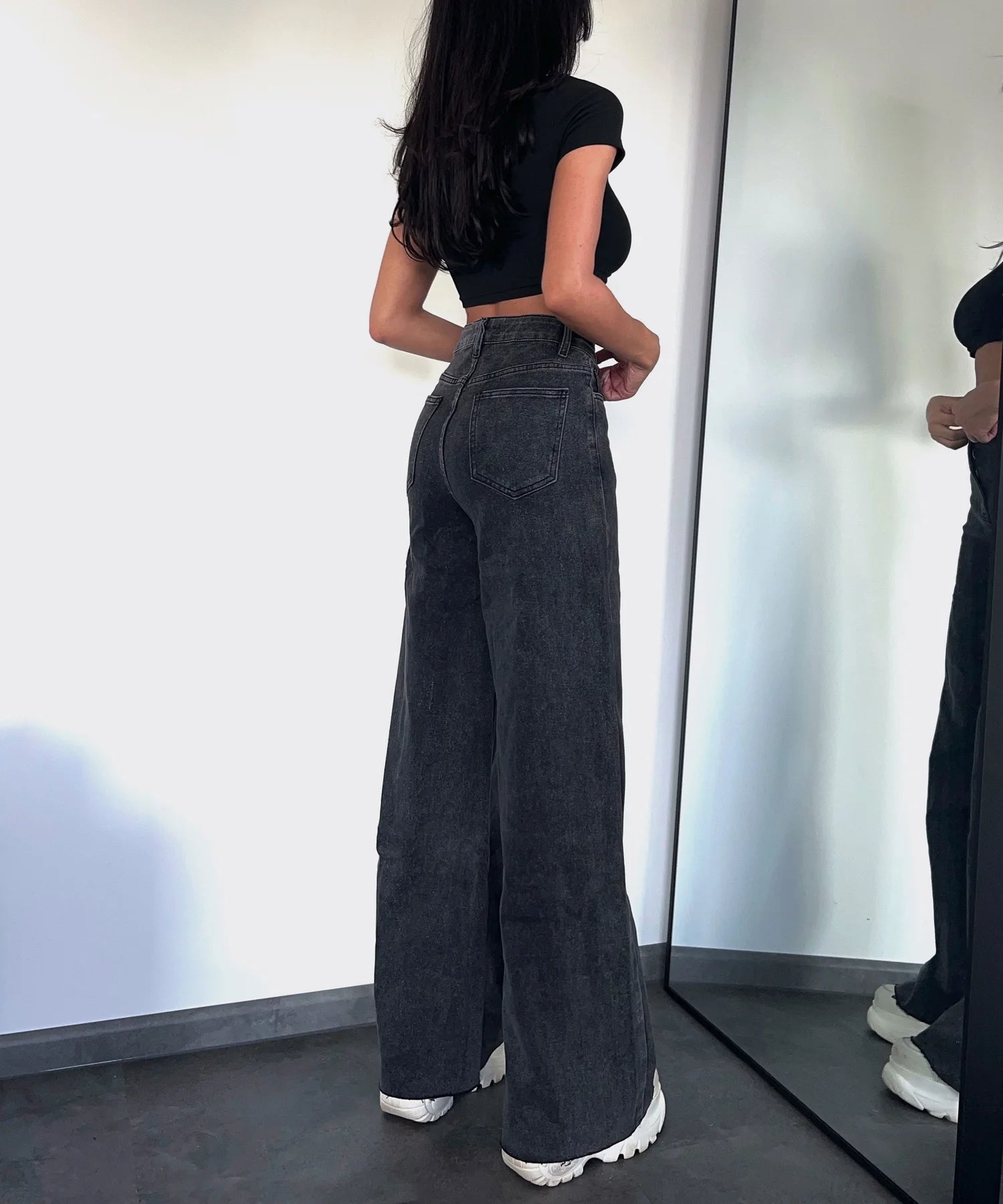 Jeans elasticizzati a gamba larga grigio scuro