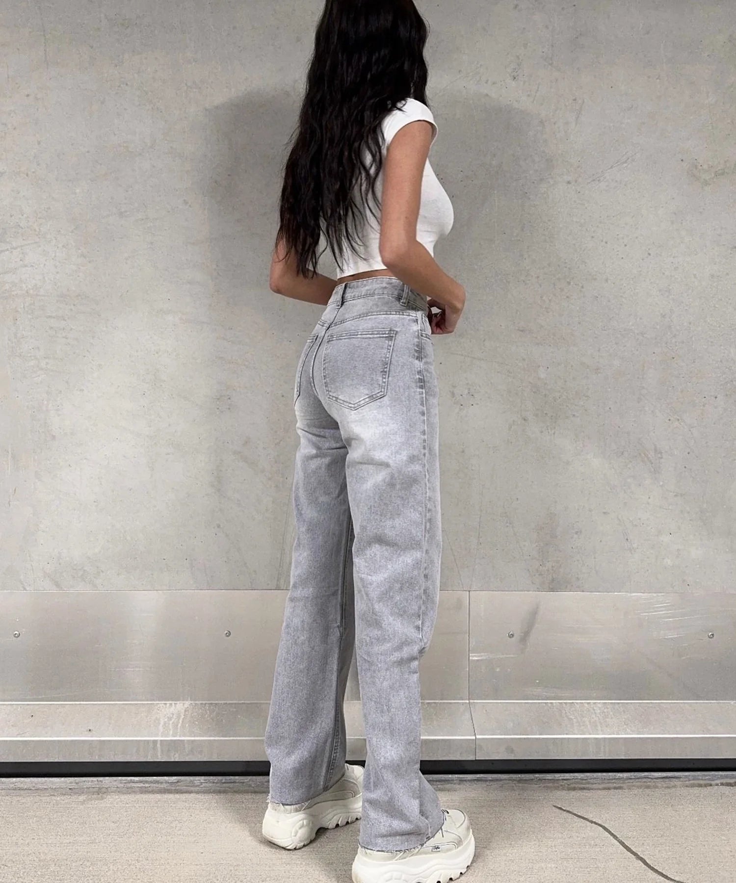 Jeans elasticizzati a gamba larga grigio chiaro